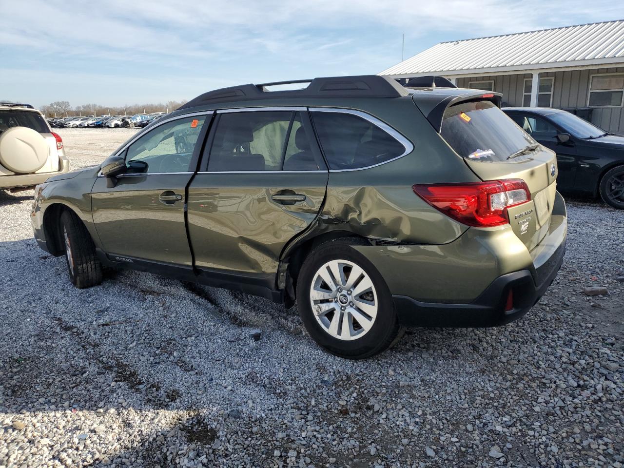 2019 Subaru Outback VIN 4S4BSAFC2K3372771 Copart auction photo, all over damage thumbnail 2