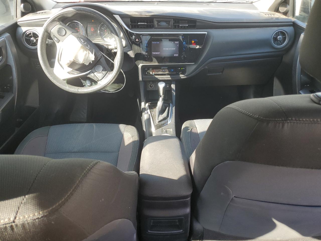 2019 Toyota Corolla VIN 2T1BURHE7KC182516 Copart auction photo, front end damage thumbnail 8