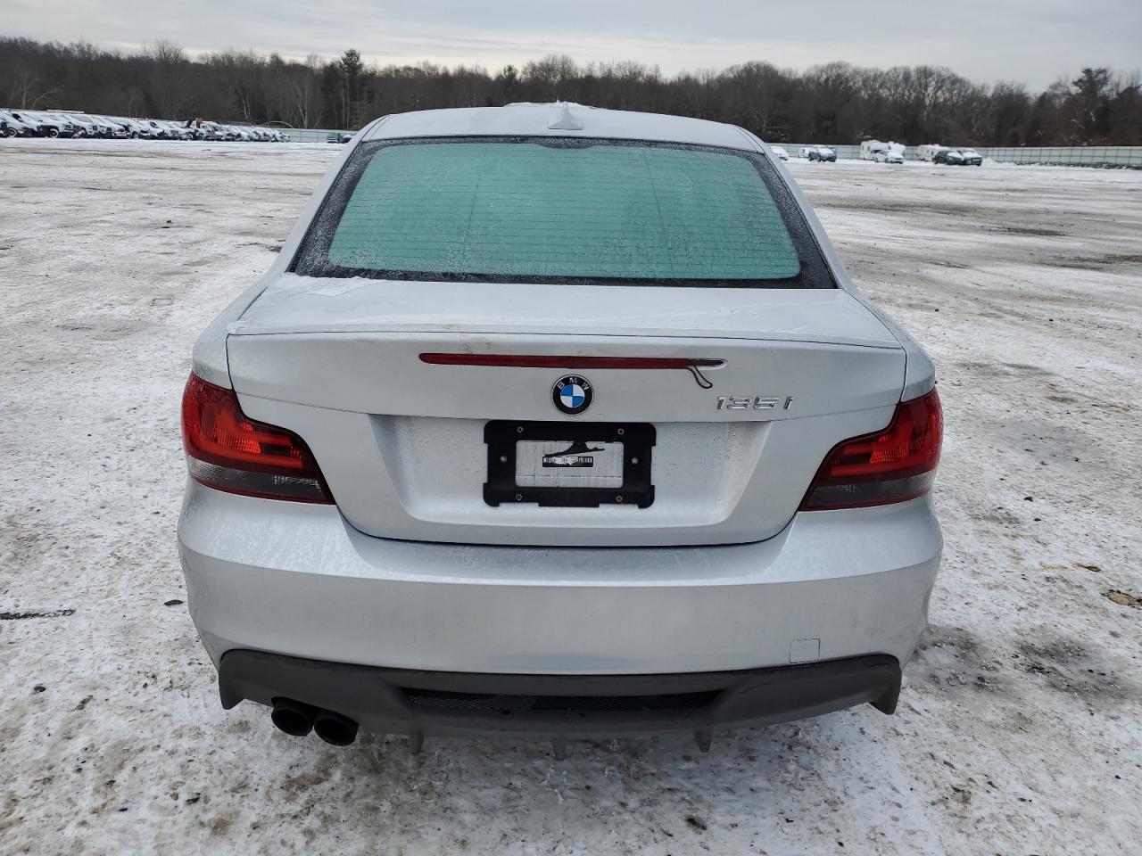 2011 BMW 1er VIN WBAUC9C5XBVM11106 Copart auction photo, water/flood damage thumbnail 6