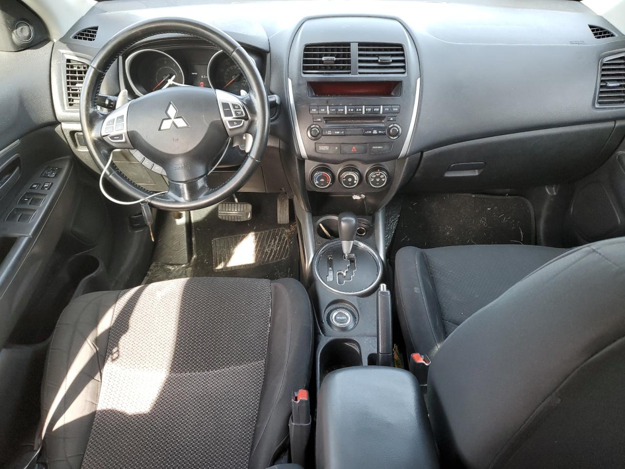 2013 Mitsubishi Outlander VIN 4A4AR3AU1DE022409 Copart auction photo, minor dent/scratches damage thumbnail 8