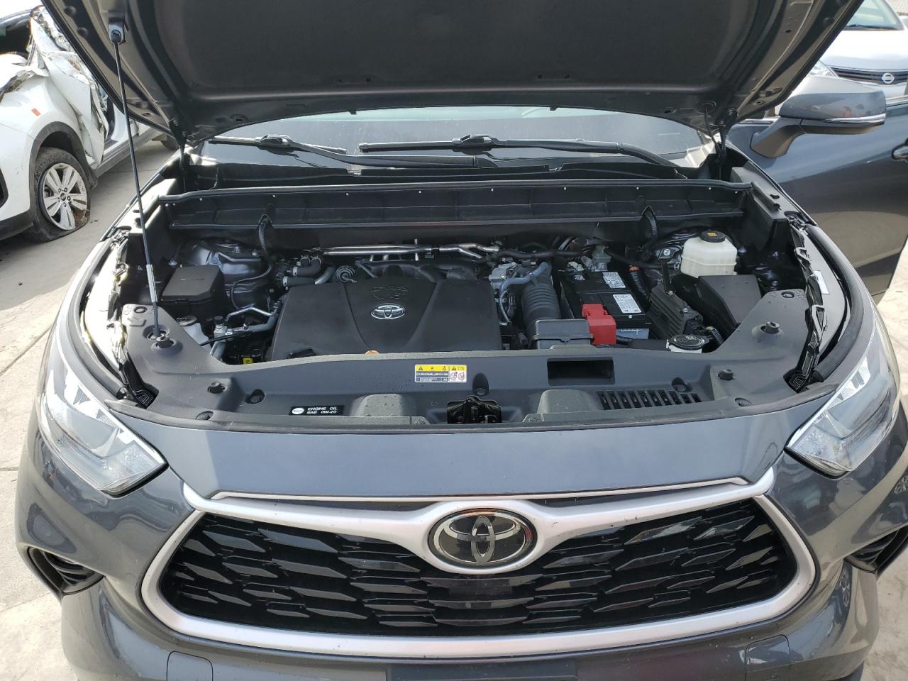 2020 Toyota Highlander VIN 5TDGZRBH9LS517682 Copart auction photo, rear end damage thumbnail 12