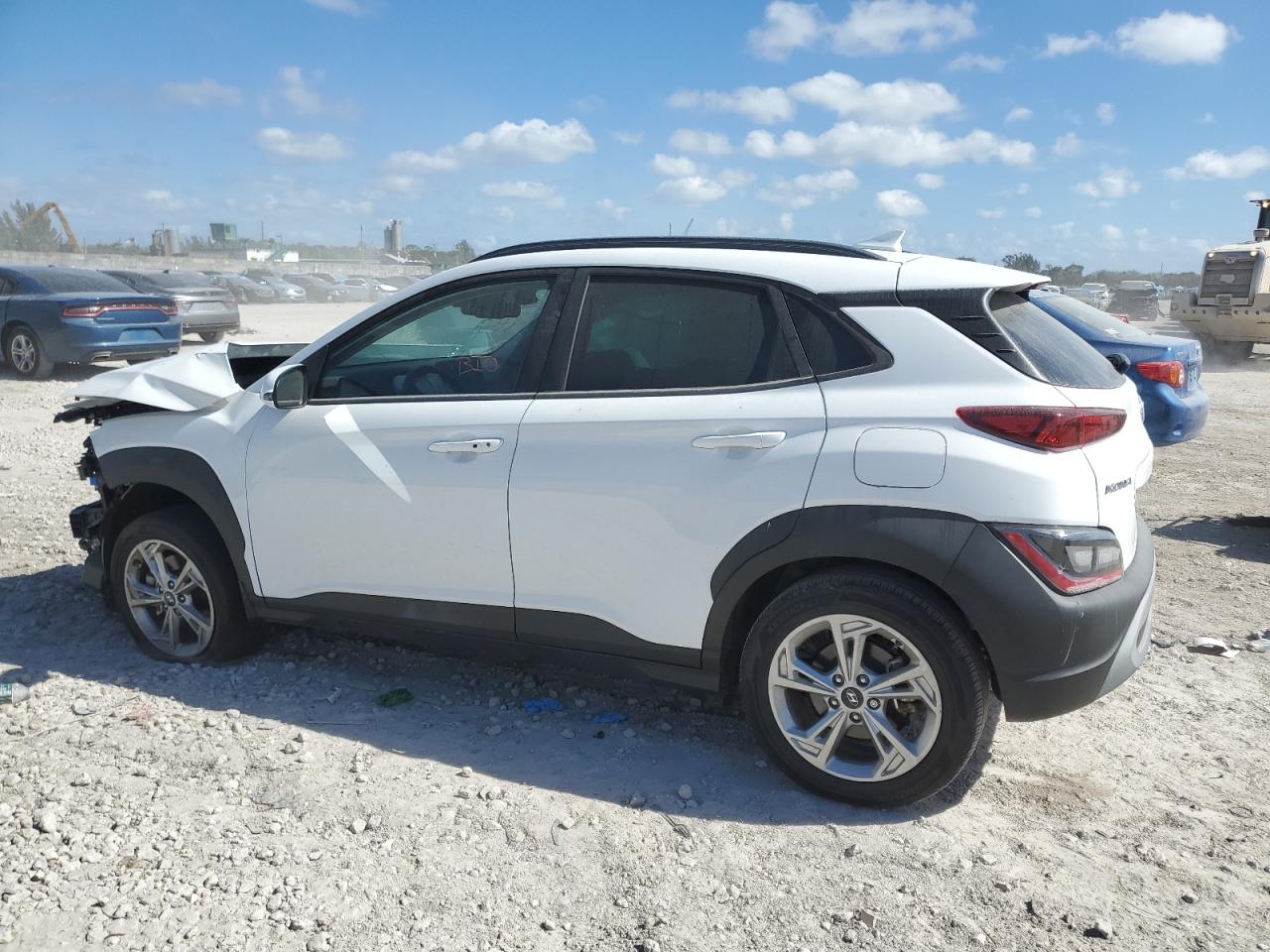 2022 Hyundai Kona VIN KM8K6CAB2NU914769 Copart auction photo, front end damage thumbnail 2