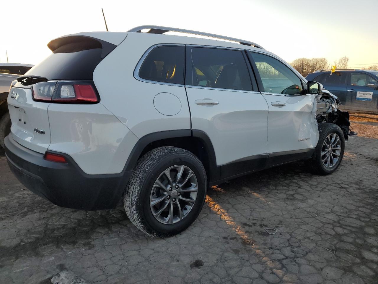 2020 Jeep Grand Cherokee VIN 1C4PJMLB3LD559751 Copart auction photo, front end / side damage thumbnail 3