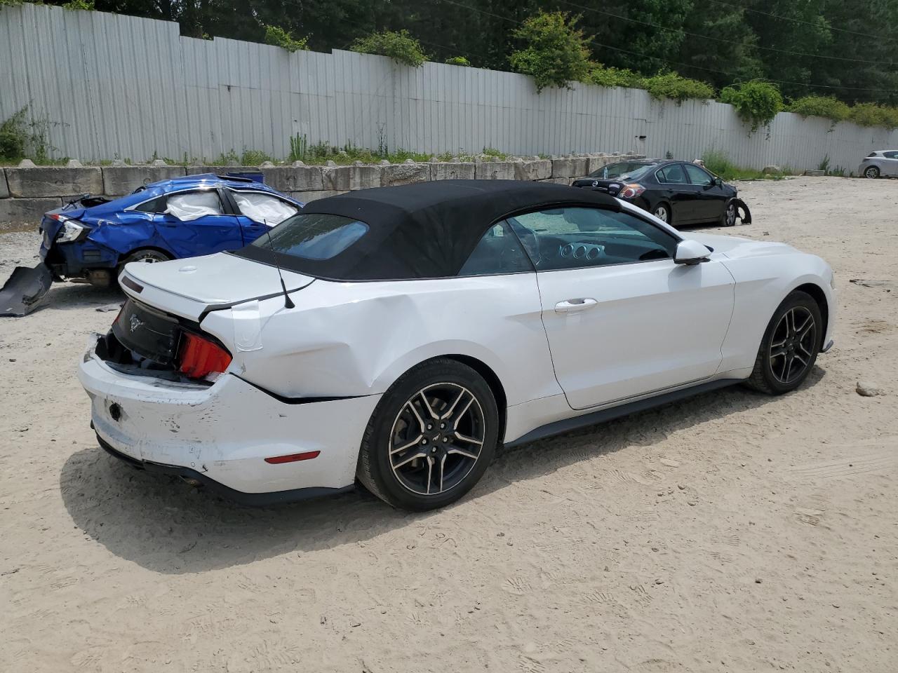 2020 Ford Mustang VIN 1FATP8UH9L5112560 Copart auction photo, front end / rear end damage thumbnail 3