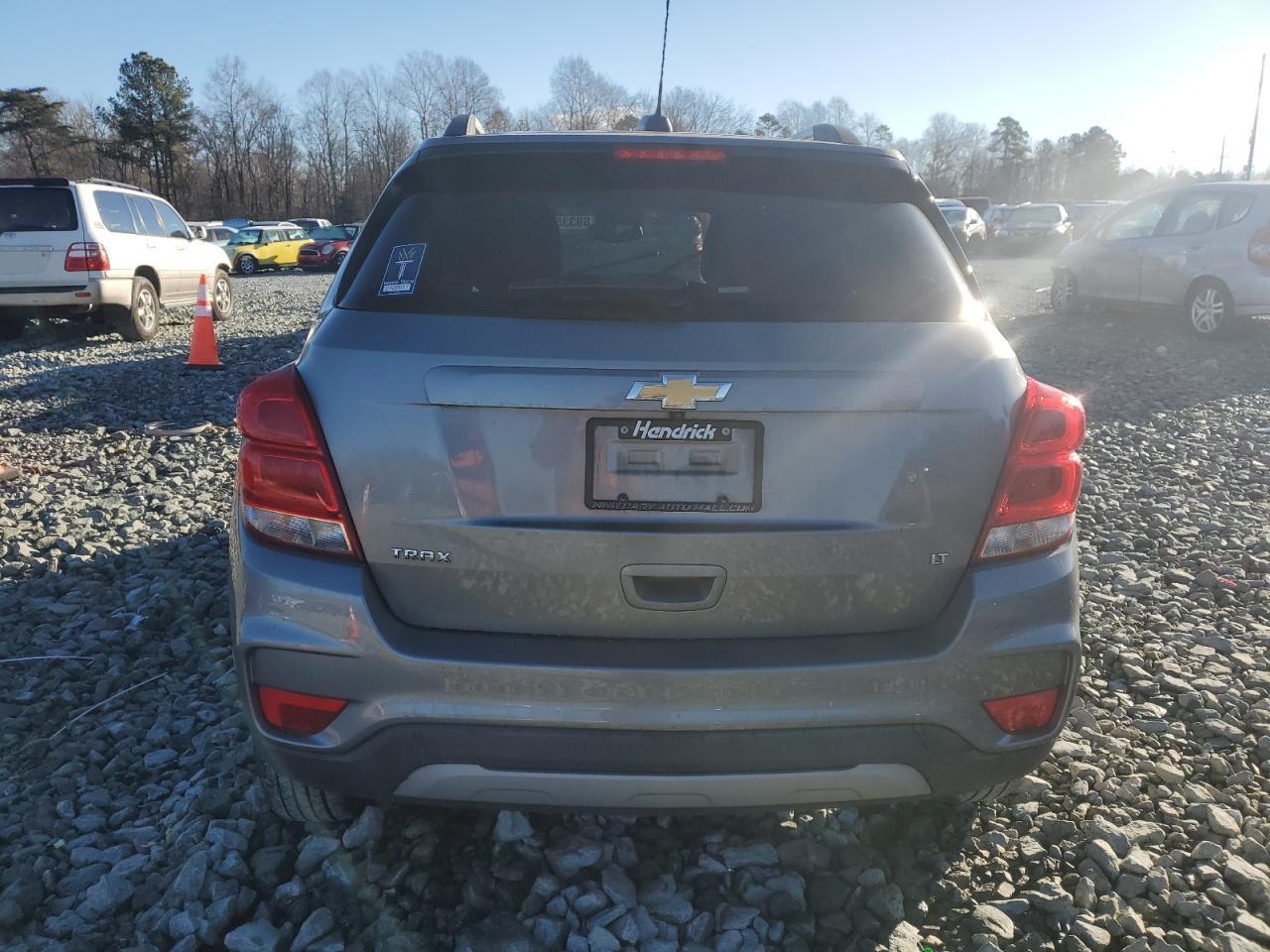 2020 Chevrolet Trax VIN 3GNCJLSB6LL336700 Copart auction photo, front end / side damage thumbnail 6