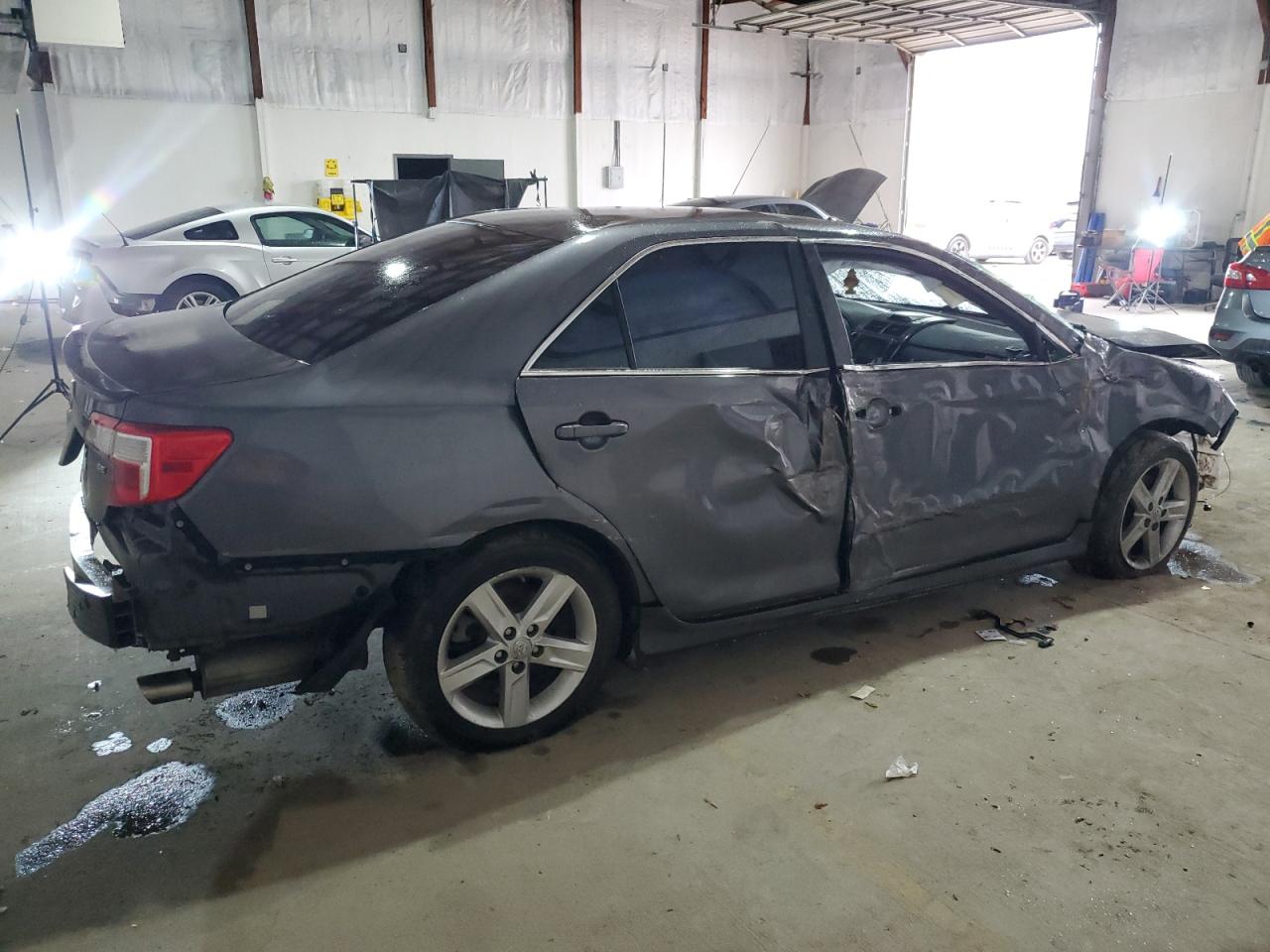 2014 Toyota Camry VIN 4T1BF1FK4EU847945 Copart auction photo, all over damage thumbnail 3