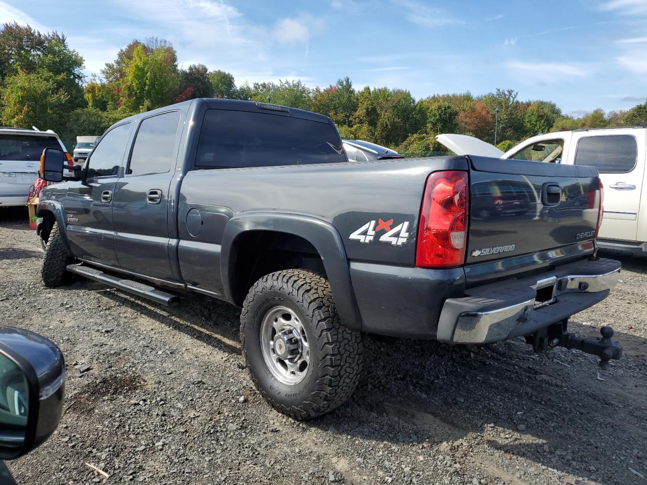 2003 Chevrolet Silverado VIN 1GCHK23113F146695 Copart auction photo, front end / undercarriage damage thumbnail 2