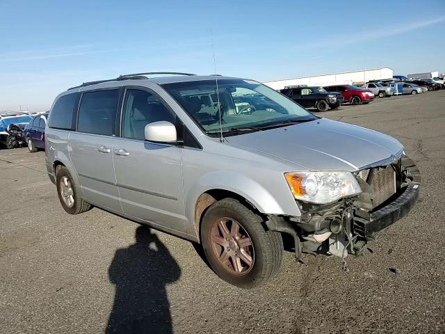 2009 Chrysler Town & Country VIN 2A8HR54169R568662 Copart auction photo, front end damage thumbnail 11