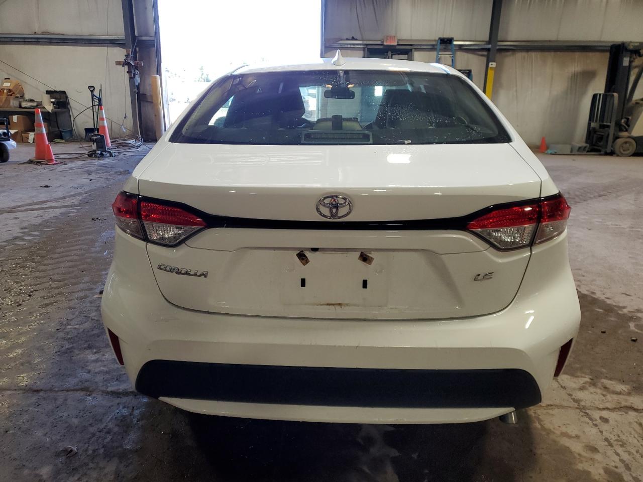 2020 Toyota Corolla VIN JTDVPRAE5LJ081043 Copart auction photo, side / rear end damage thumbnail 6