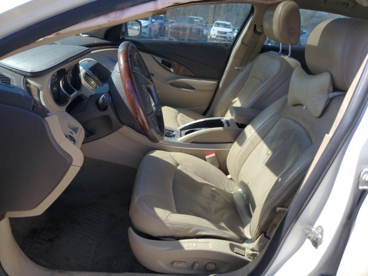 2010 Buick LaCrosse VIN 1G4GC5GG2AF260643 Copart auction photo, vandalism / all over damage thumbnail 7