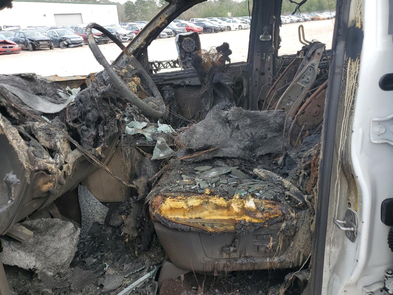 2018 RAM 3500 VIN 3C63RRJL7JG221065 Copart auction photo, burn damage thumbnail 7