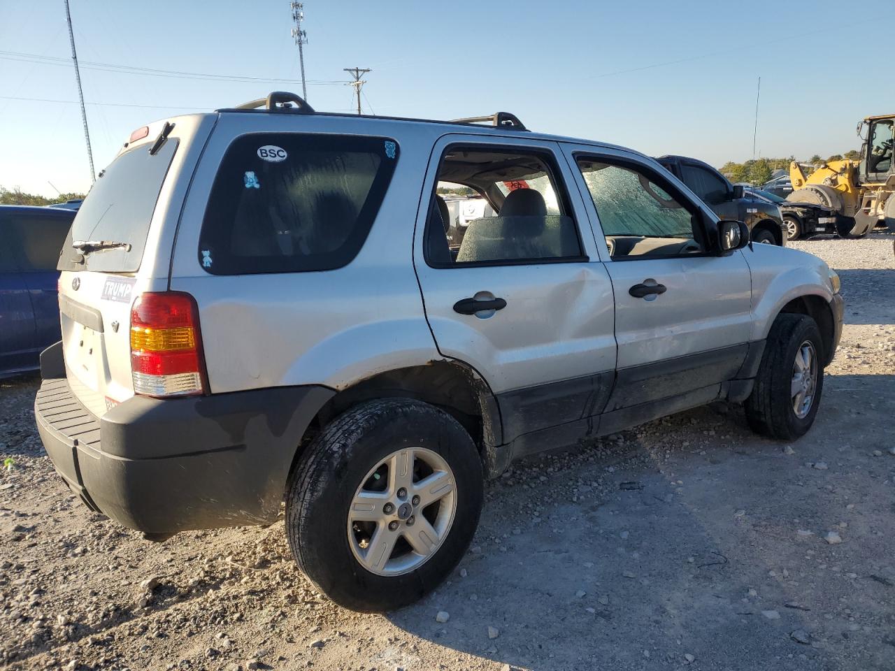 2006 Ford Escape VIN 1FMYU03126KC49176 Copart auction photo, burn damage thumbnail 3