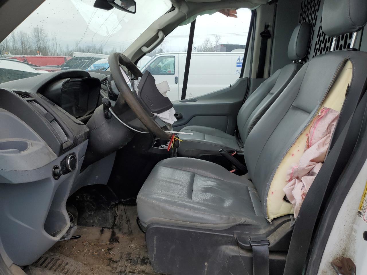 2017 Ford Transit VIN 1FTYR2CMXHKA56515 Copart auction photo, front end / side damage thumbnail 7