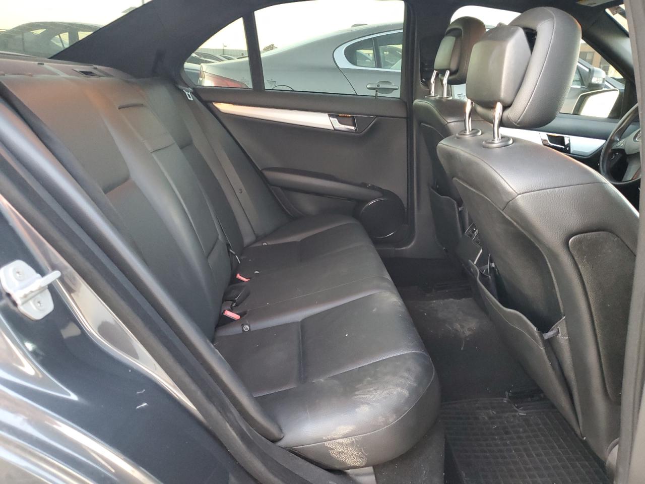 2010 Mercedes-Benz C-klasse VIN WDDGF5EB9AR107068 Copart auction photo, rear end damage thumbnail 10