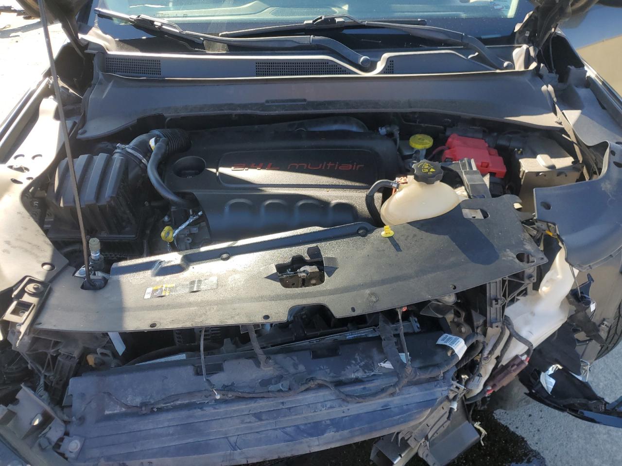 2019 Jeep Compass VIN 3C4NJDBB6KT641328 Copart auction photo, front end / undercarriage damage thumbnail 14