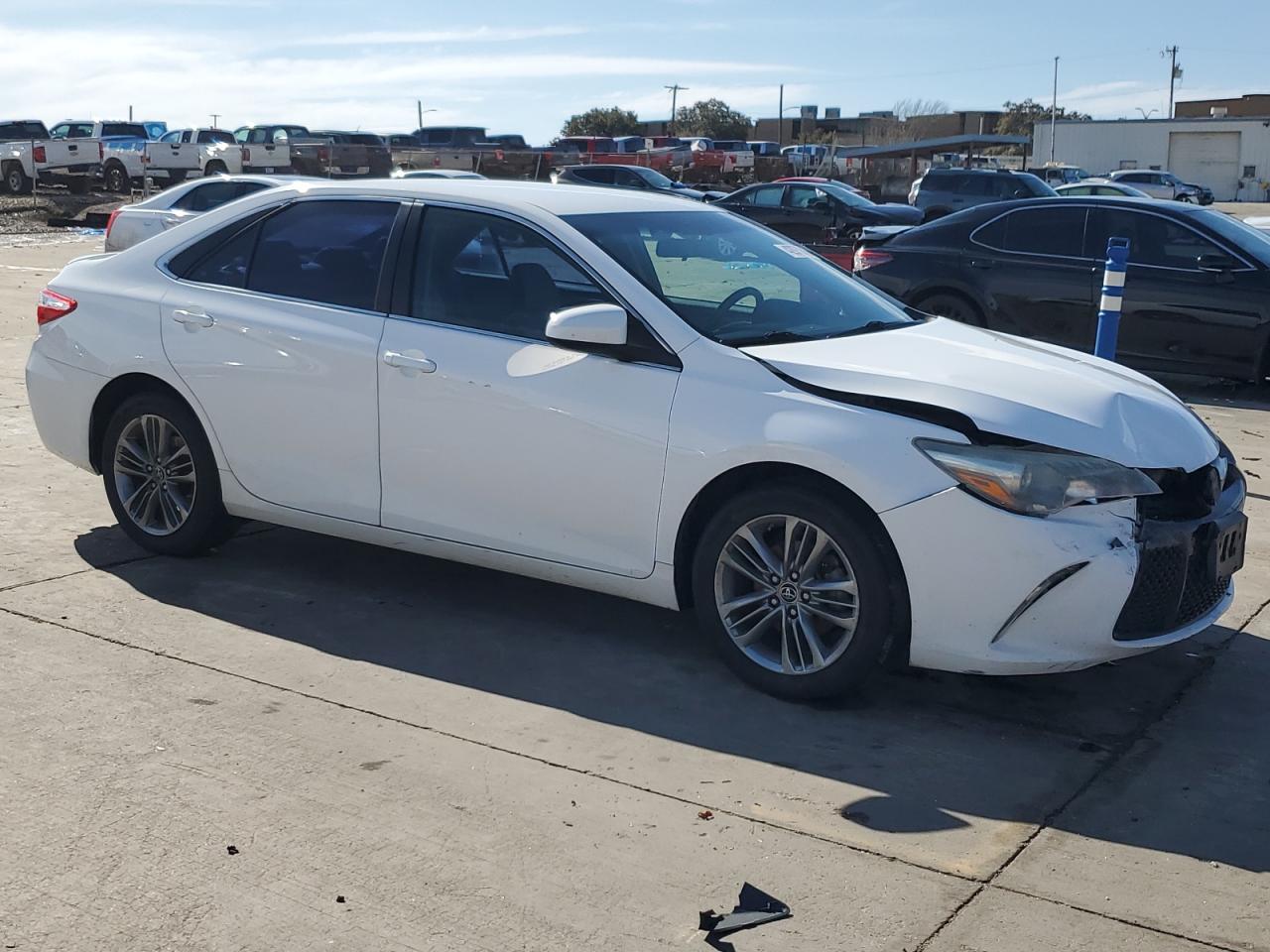 2015 Toyota Camry VIN 4T1BF1FK6FU498255 Copart auction photo, front end damage thumbnail 4
