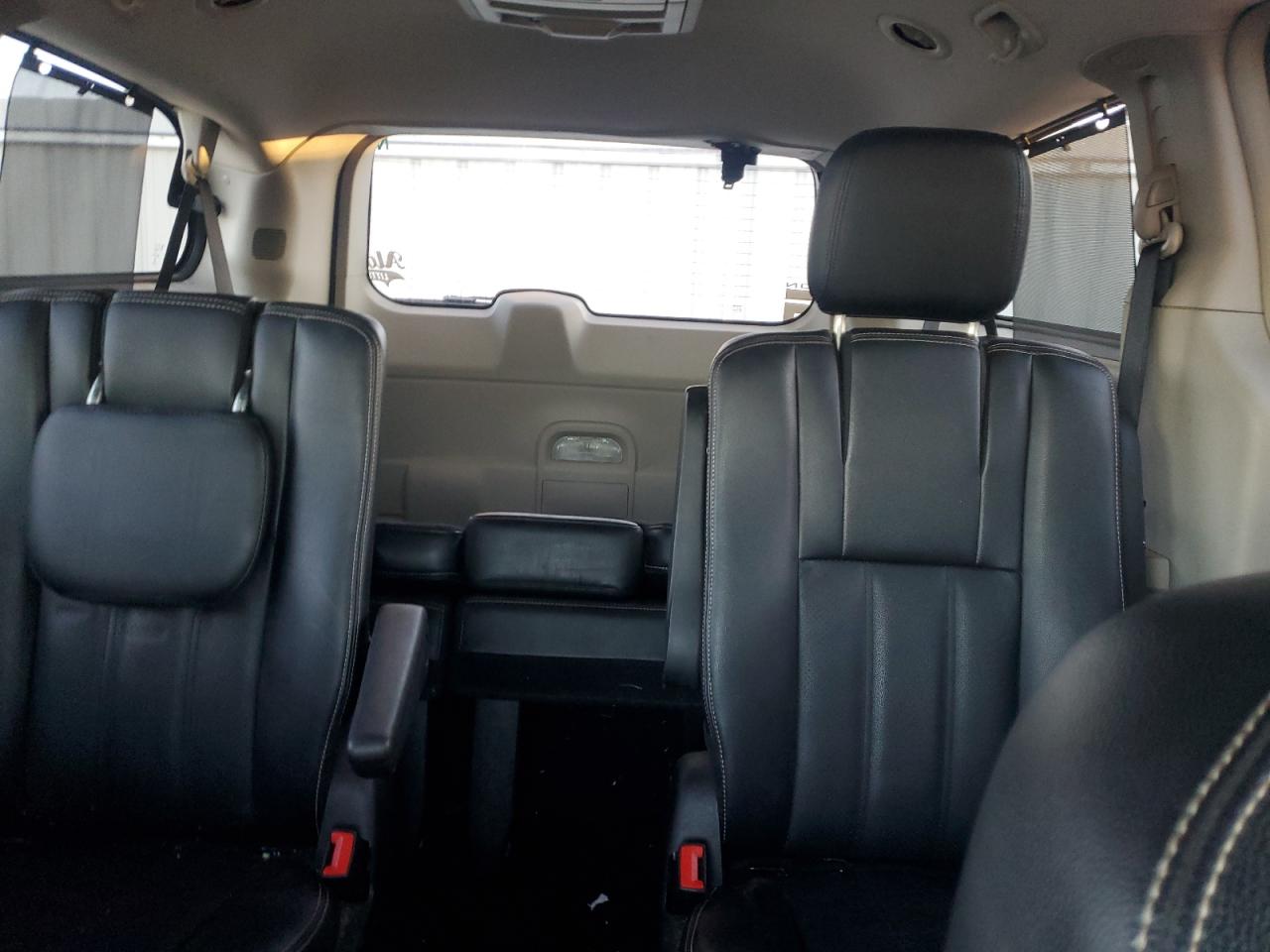 2015 Chrysler Town & Country VIN 2C4RC1CG6FR743323 Copart auction photo, front end / side damage thumbnail 10