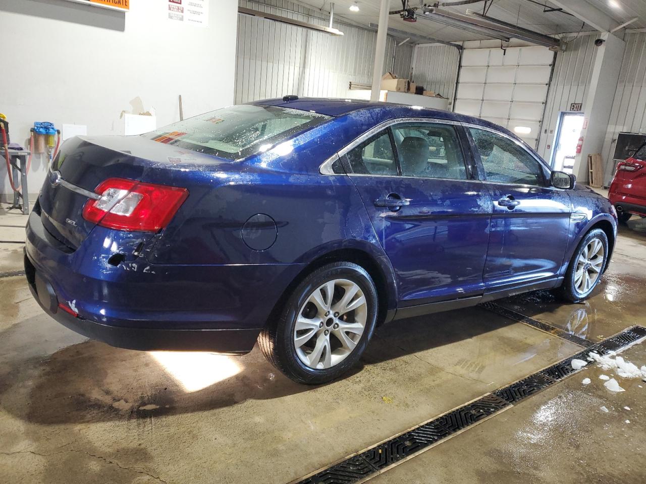 2011 Ford Taurus VIN 1FAHP2EW6BG121008 Copart auction photo, front end / side damage thumbnail 3