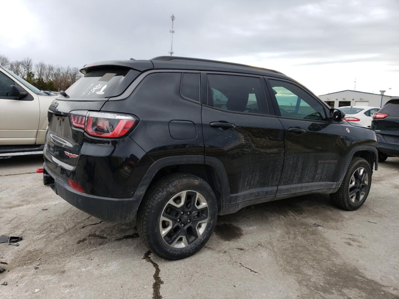 2018 Jeep Compass VIN 3C4NJDDB6JT238221 Copart auction photo, front end / hail damage thumbnail 3