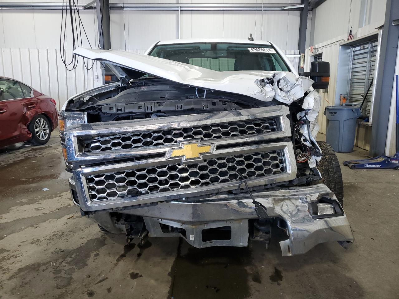 2015 Chevrolet Silverado VIN 3GCUKREC3FG225312 Copart auction photo, front end damage thumbnail 5