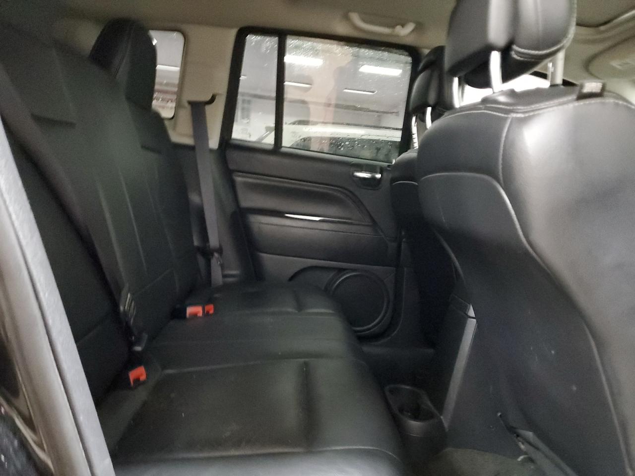 2016 Jeep Compass VIN 1C4NJDEB3GD793334 Copart auction photo, rear end / front end damage thumbnail 11