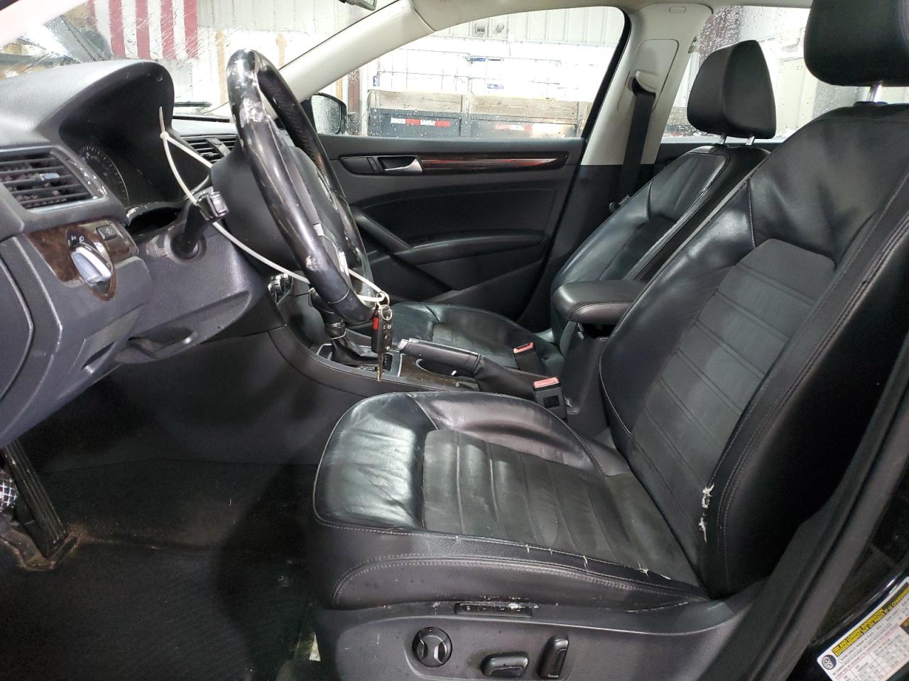 2014 Volkswagen Passat VIN 1VWCT7A33EC010143 Copart auction photo, front end damage thumbnail 7