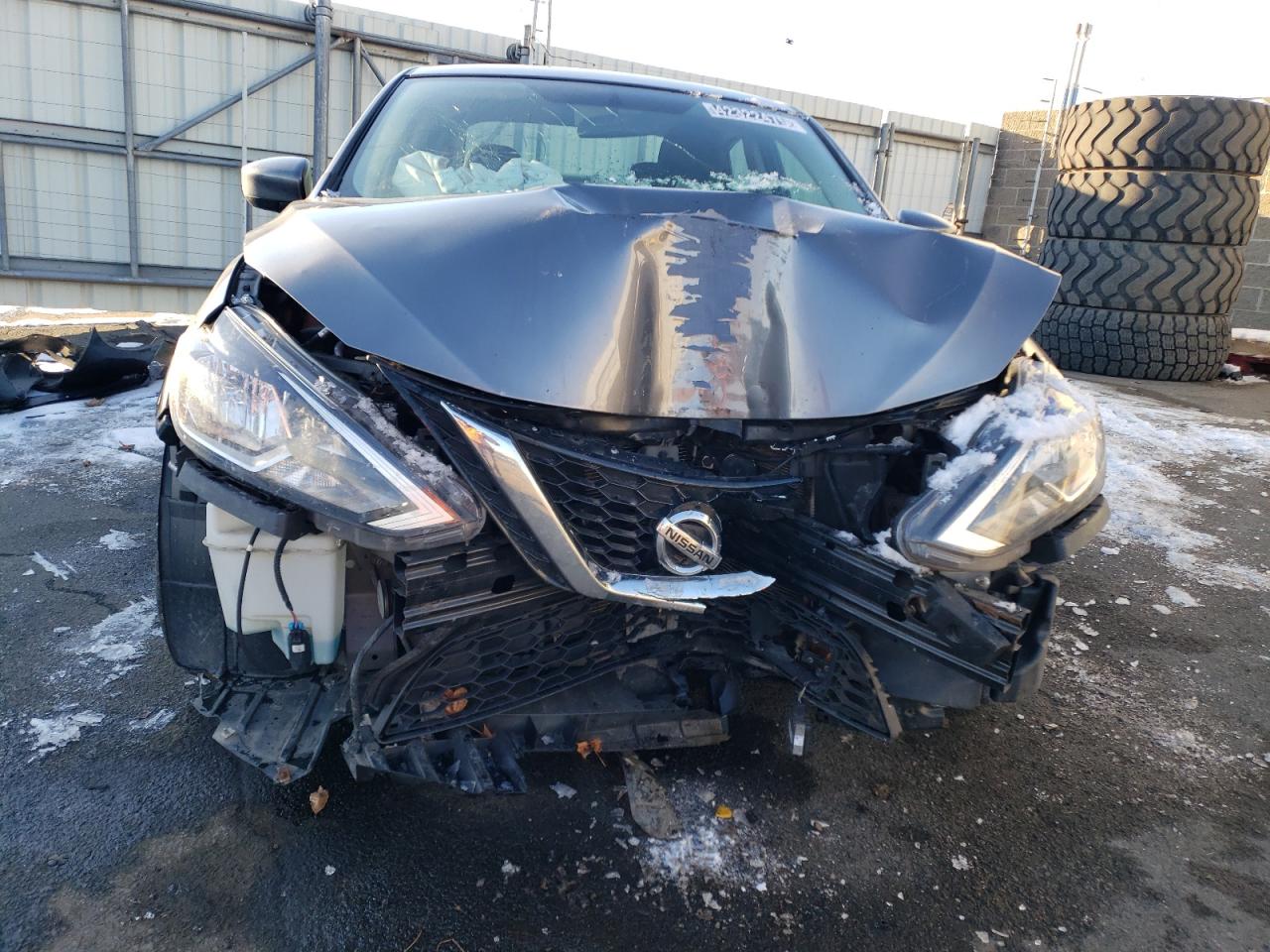 2019 Nissan Sentra VIN 3N1AB7AP5KY239106 Copart auction photo, front end / minor dent/scratches damage thumbnail 5