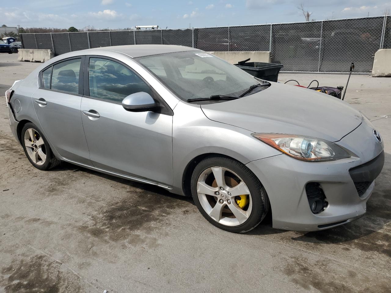 2013 Mazda 3 VIN JM1BL1U79D1755807 Copart auction photo, rear end / minor dent/scratches damage thumbnail 4