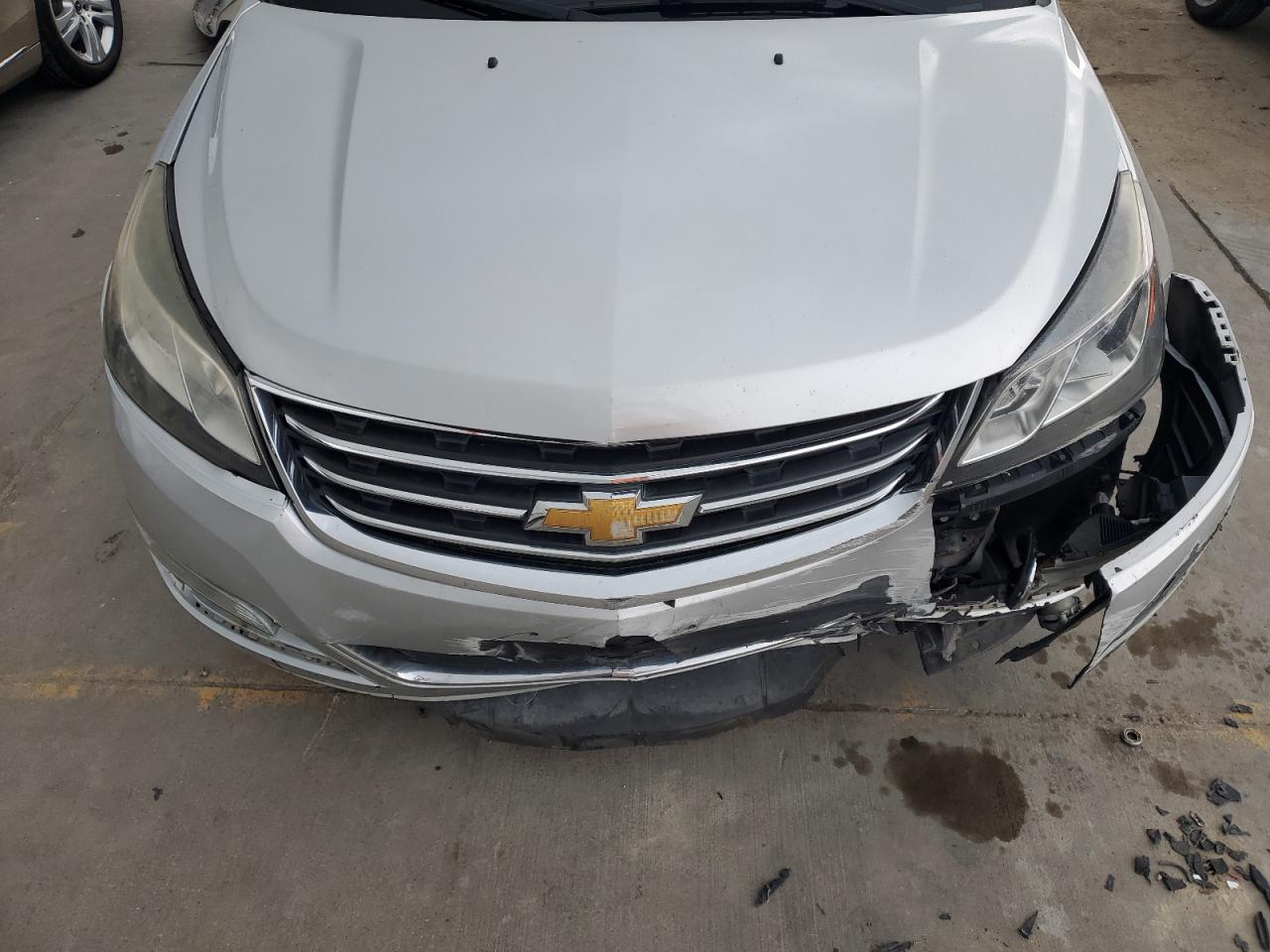 2017 Chevrolet Traverse VIN 1GNKRGKD4HJ311242 Copart auction photo, front end / side damage thumbnail 12