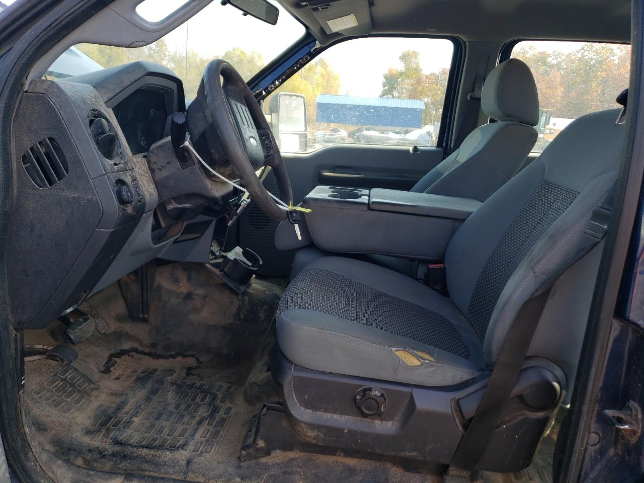 2011 Ford F250 VIN 1FT7W2B6XBEC82387 Copart auction photo, side / rear end damage thumbnail 7