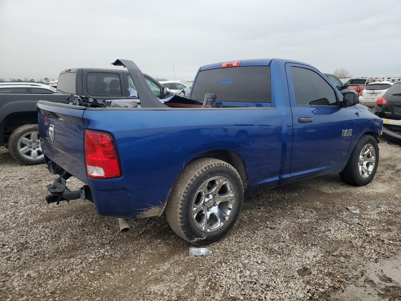 2015 RAM 1500 VIN 3C6JR6AG5FG540173 Copart auction photo, front end / rear end damage thumbnail 3