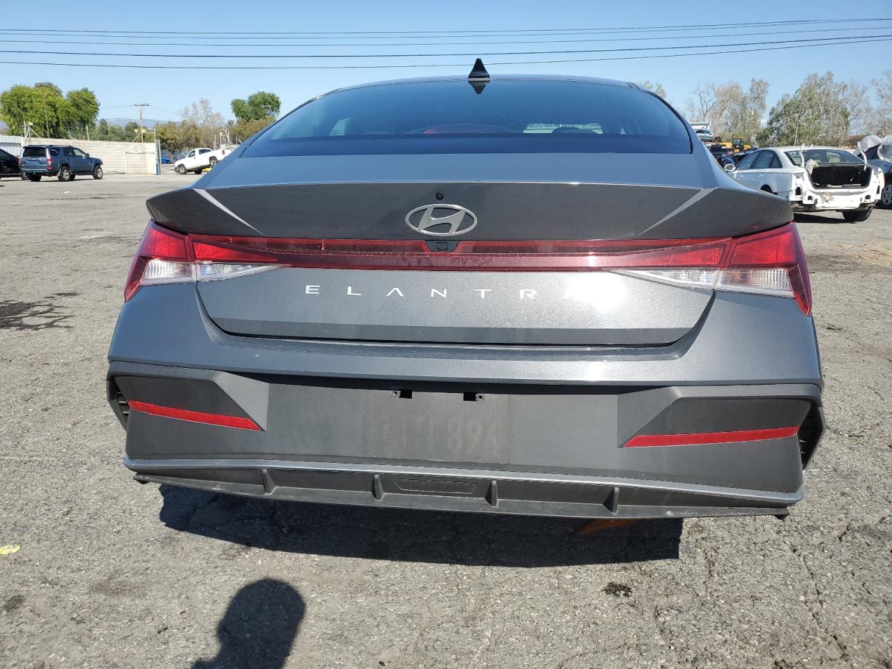 2024 Hyundai Elantra VIN KMHLM4DGXRU644395 Copart auction photo, front end / side damage thumbnail 6