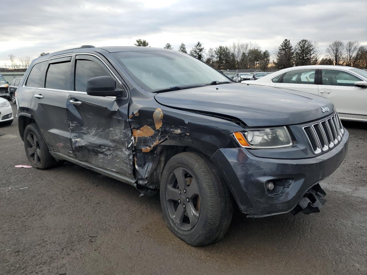 2014 Jeep Grand Cherokee VIN 1C4RJFBG6EC237437 Copart auction photo, undercarriage / side damage thumbnail 4