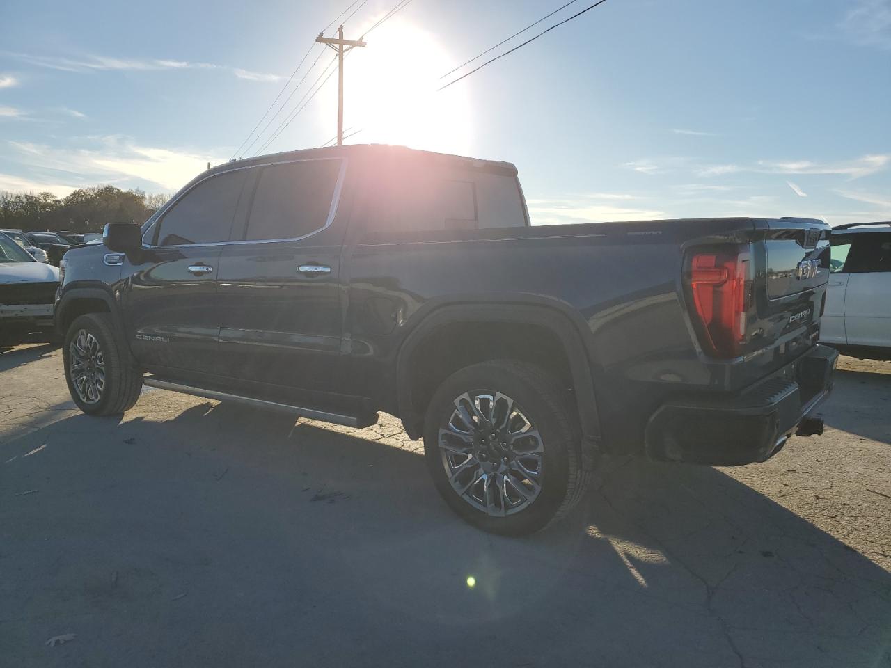 2019 GMC Sierra VIN 1GTU9FEL3KZ150096 Copart auction photo, front end damage thumbnail 2