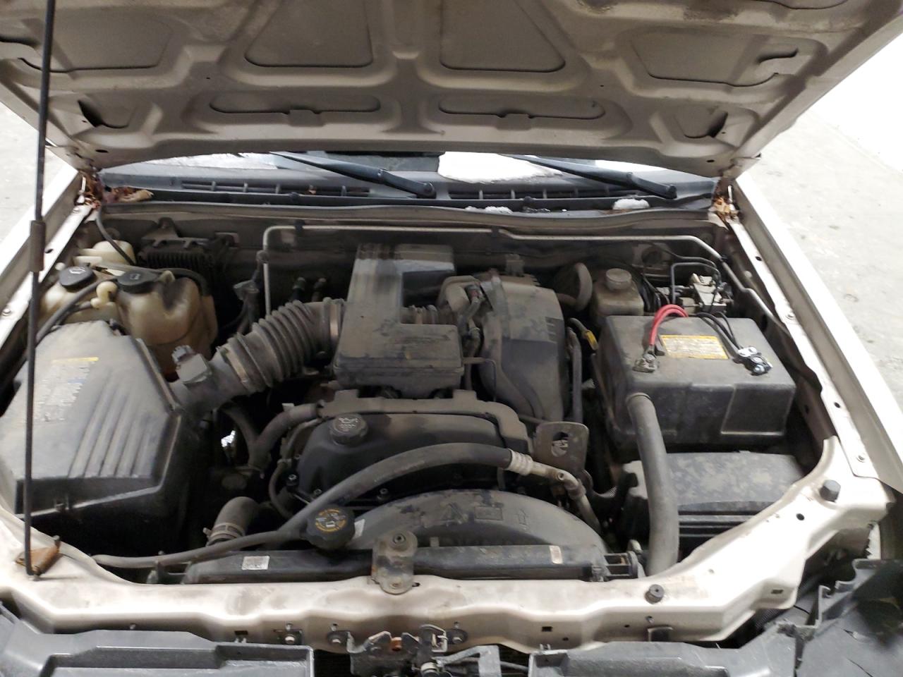 2005 GMC Canyon VIN 1GTDT136458218482 Copart auction photo, front end damage thumbnail 12