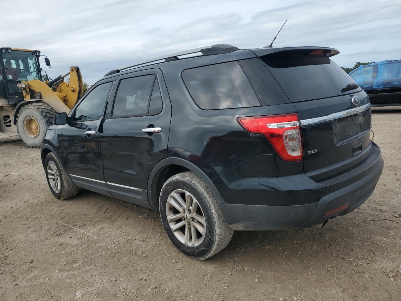 2014 Ford Explorer VIN 1FM5K7D88EGB40073 Copart auction photo, all over damage thumbnail 2