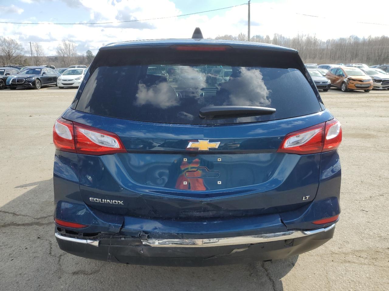 2019 Chevrolet Equinox VIN 2GNAXKEV5K6299082 Copart auction photo, rear end damage thumbnail 6