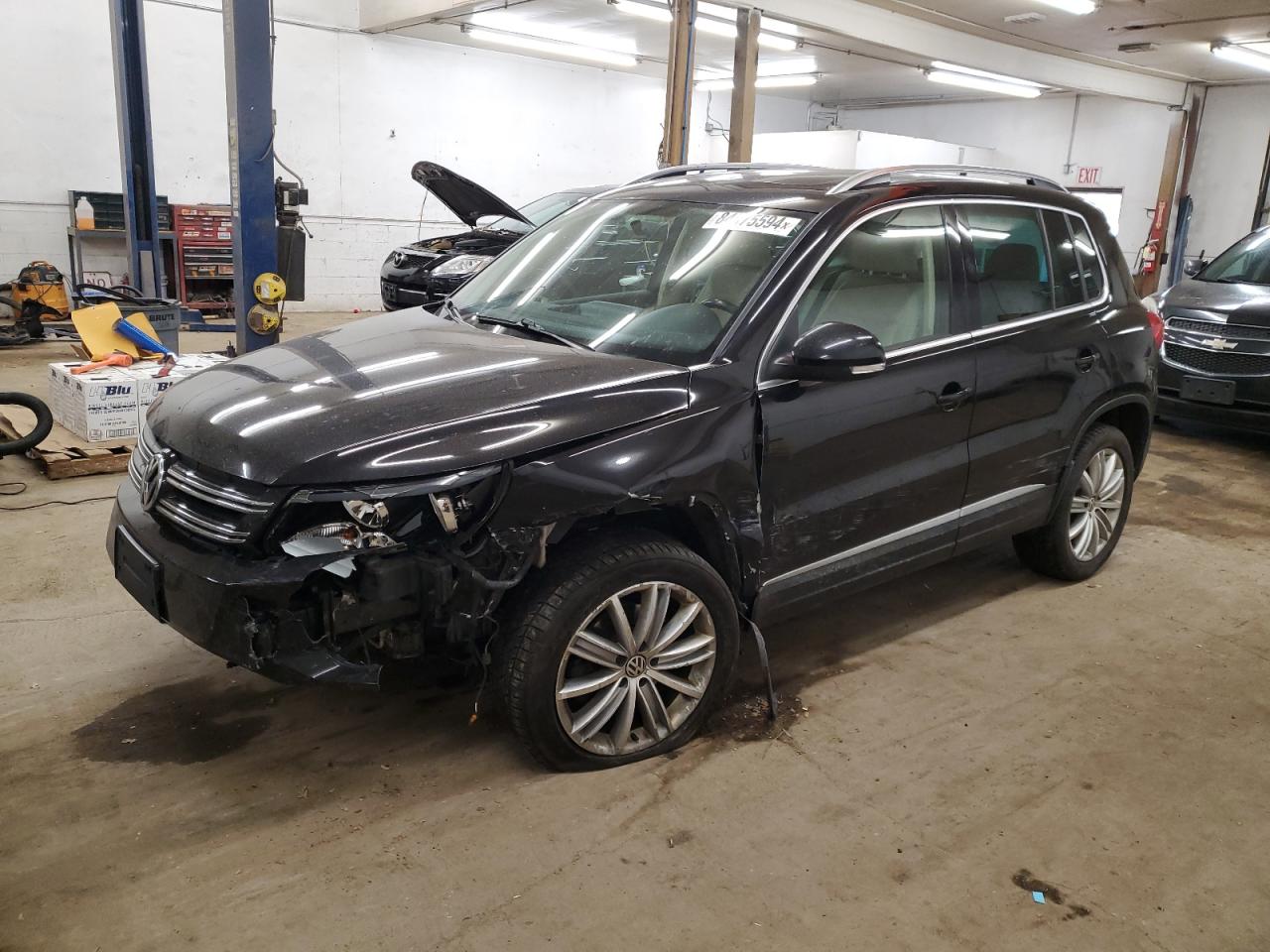 2015 Volkswagen Tiguan VIN WVGBV7AX2FW560215