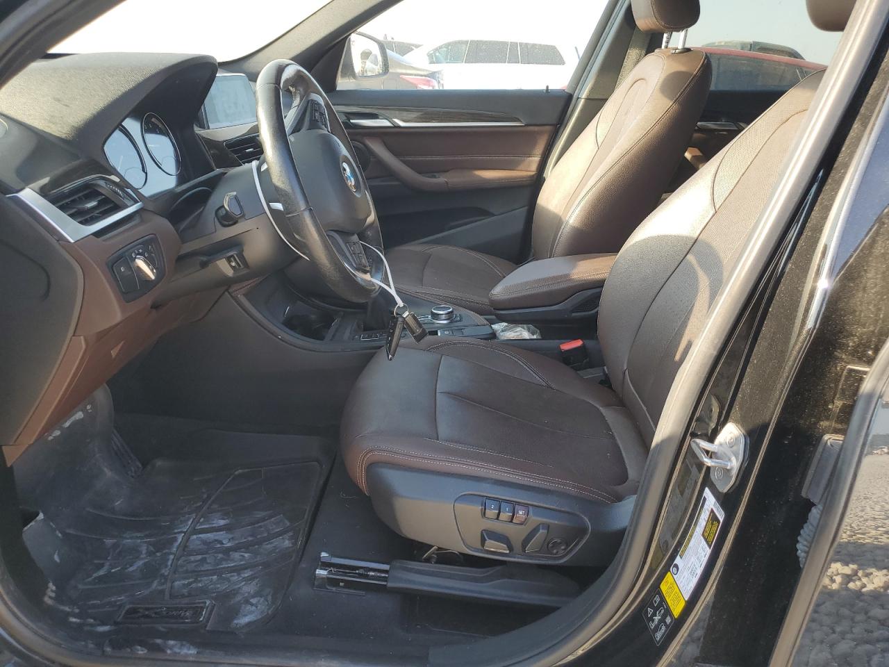2018 BMW X1 VIN WBXHT3C39J5L34374 Copart auction photo, front end / minor dent/scratches damage thumbnail 7