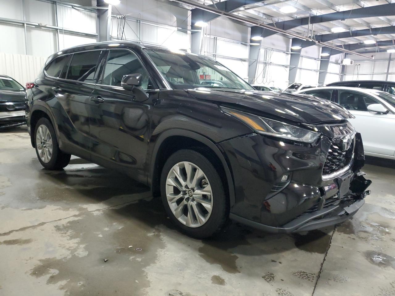 2021 Toyota Highlander VIN 5TDDZRBH1MS106488 Copart auction photo, front end damage thumbnail 4