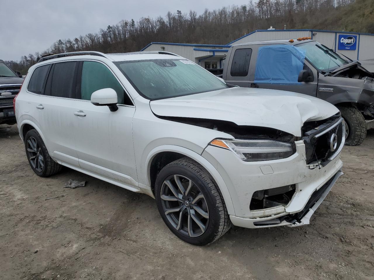 2016 Volvo XC90 VIN YV4A22PK2G1067928 Copart auction photo, front end damage thumbnail 4