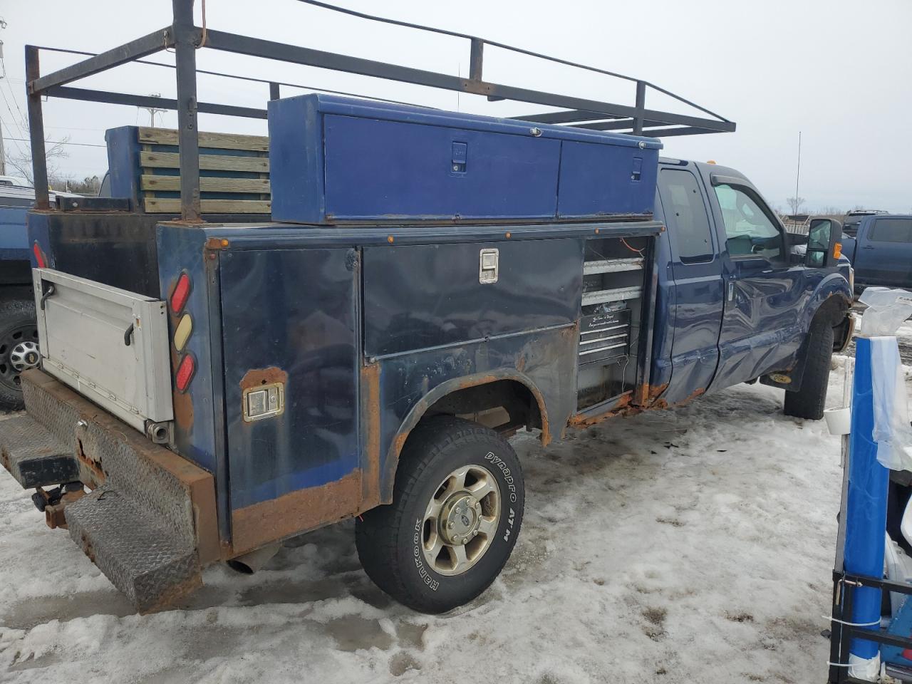 2012 Ford F250 VIN 1FT7X2B60CEB80532 Copart auction photo, side / minor dent/scratches damage thumbnail 3