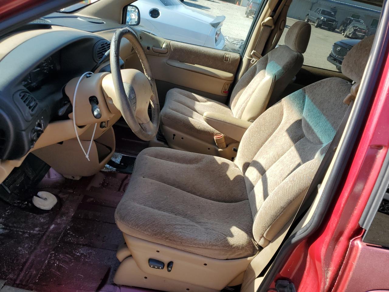 1999 Dodge Caravan VIN 1B4GP44GXXB556434 Copart auction photo, mechanical damage thumbnail 7