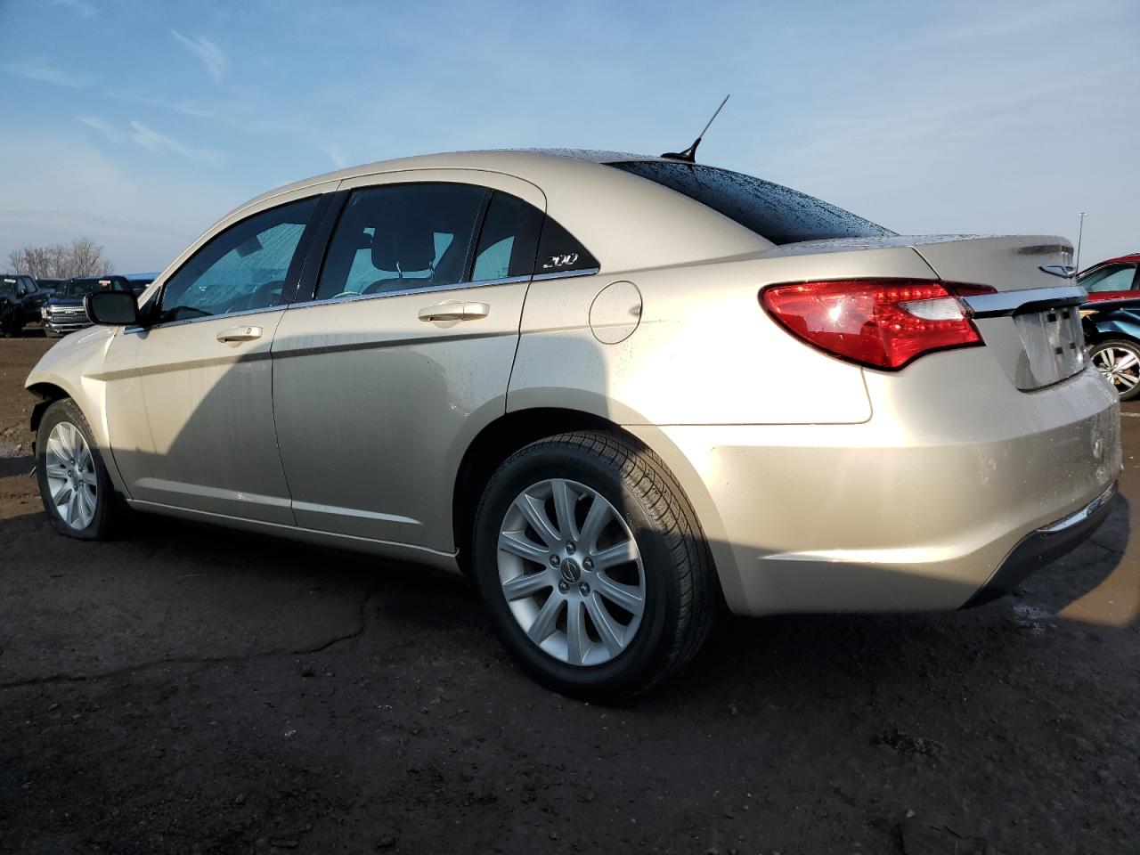 2014 Chrysler 200 VIN 1C3CCBBB8EN120318 Copart auction photo, front end / side damage thumbnail 2