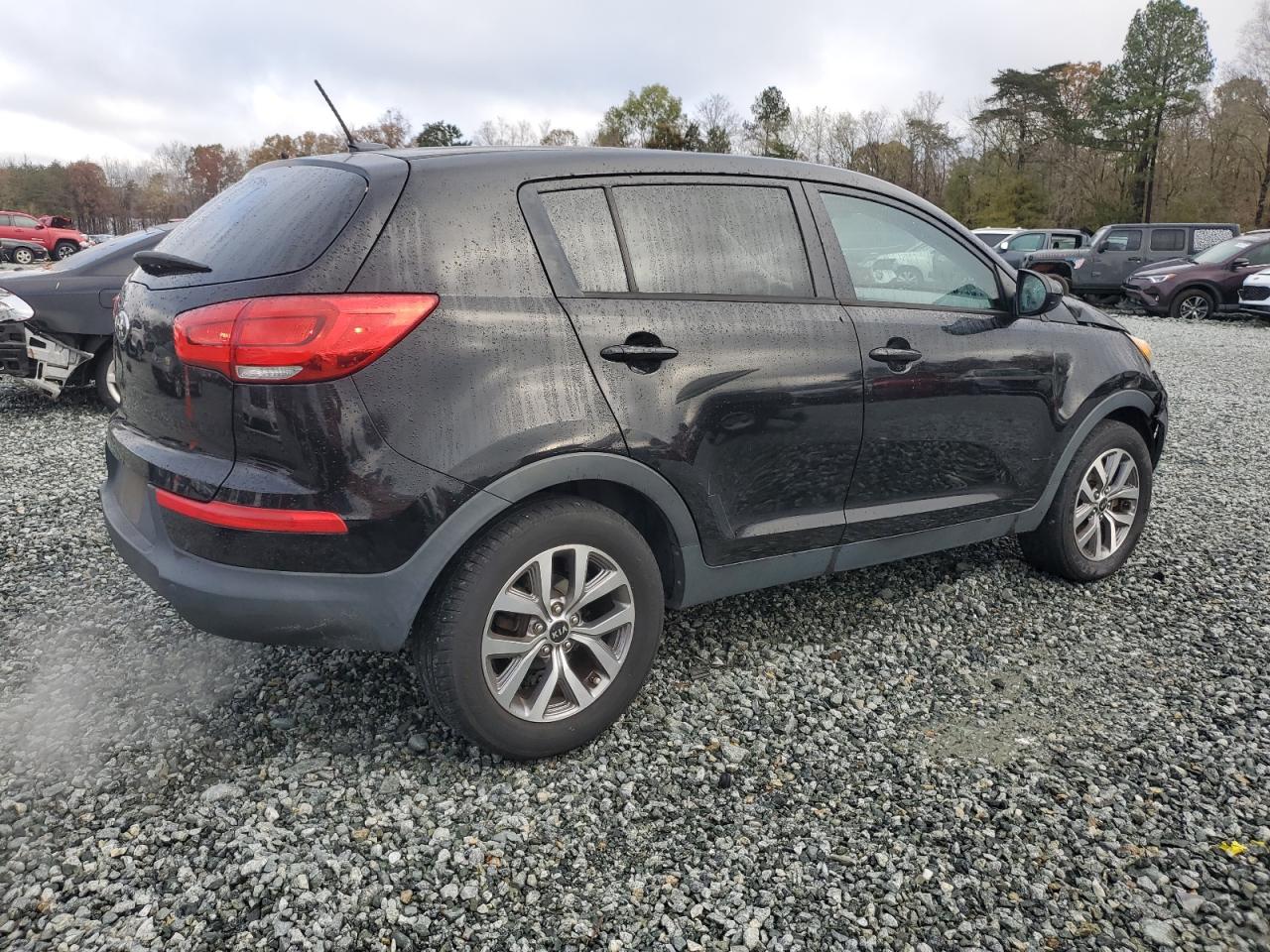 2016 KIA Sportage VIN KNDPB3AC3G7818990 Copart auction photo, front end damage thumbnail 3
