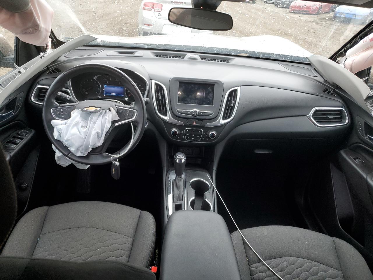 2019 Chevrolet Equinox VIN 2GNAXJEV4K6260963 Copart auction photo, front end / minor dent/scratches damage thumbnail 8