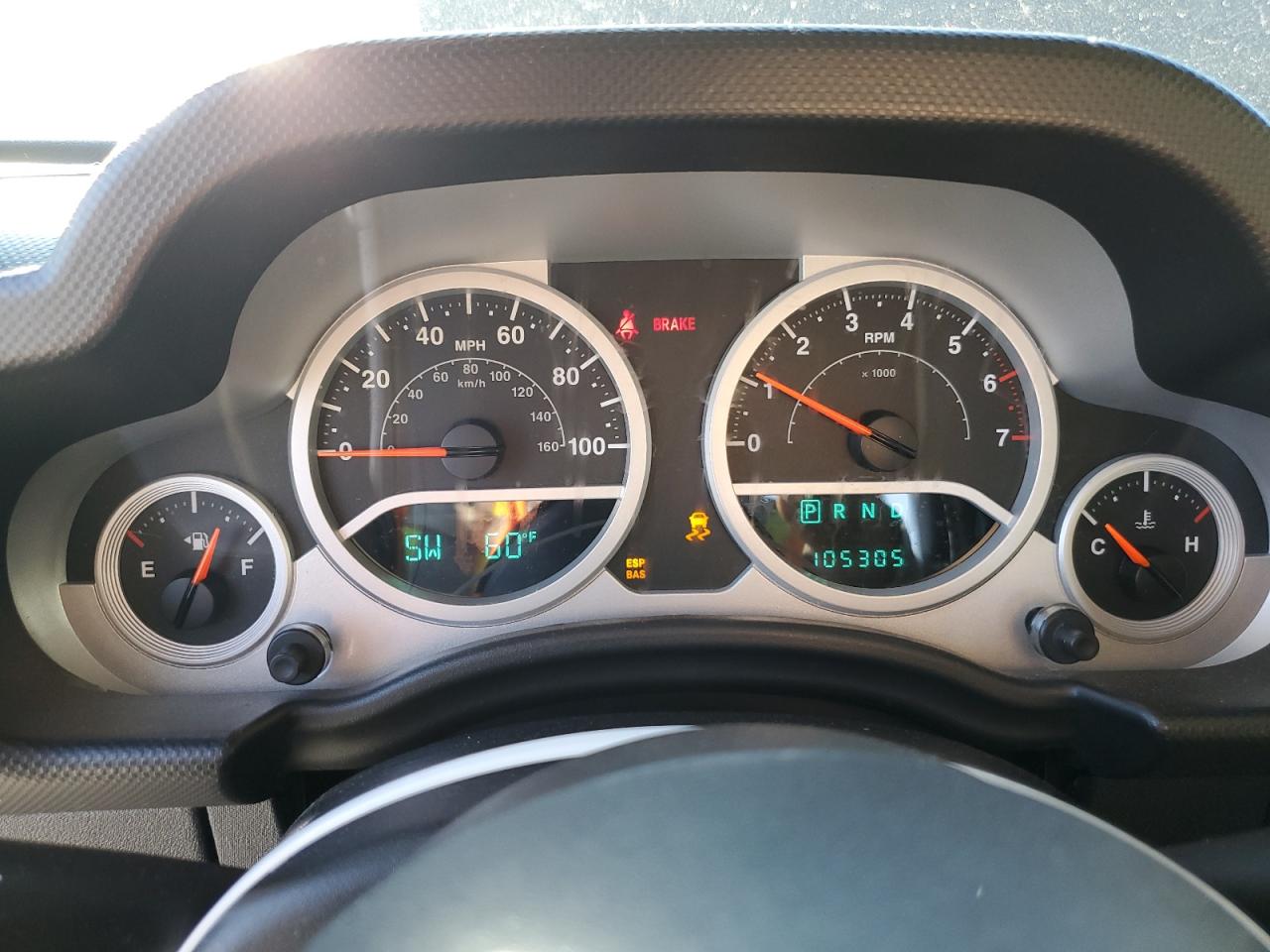 2009 Jeep Wrangler VIN 1J4GA59139L754956 Copart auction photo, front end / undercarriage damage thumbnail 9