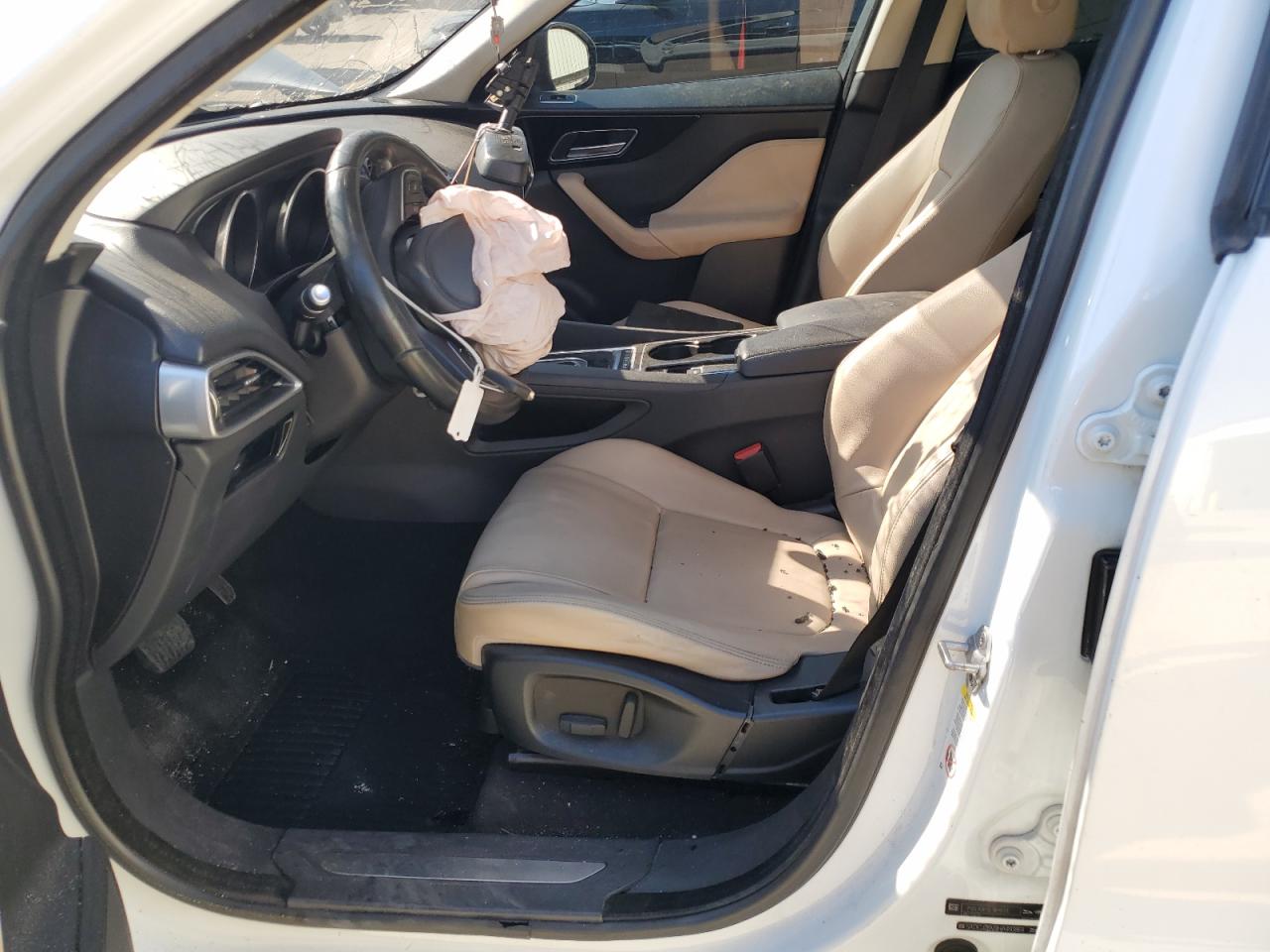 2017 Jaguar F-Pace VIN SADCJ2BV9HA493864 Copart auction photo, front end damage thumbnail 7