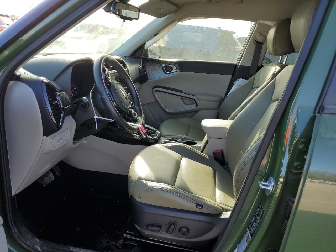 2020 KIA Soul VIN KNDJ33AU8L7044323 Copart auction photo, side / minor dent/scratches damage thumbnail 7