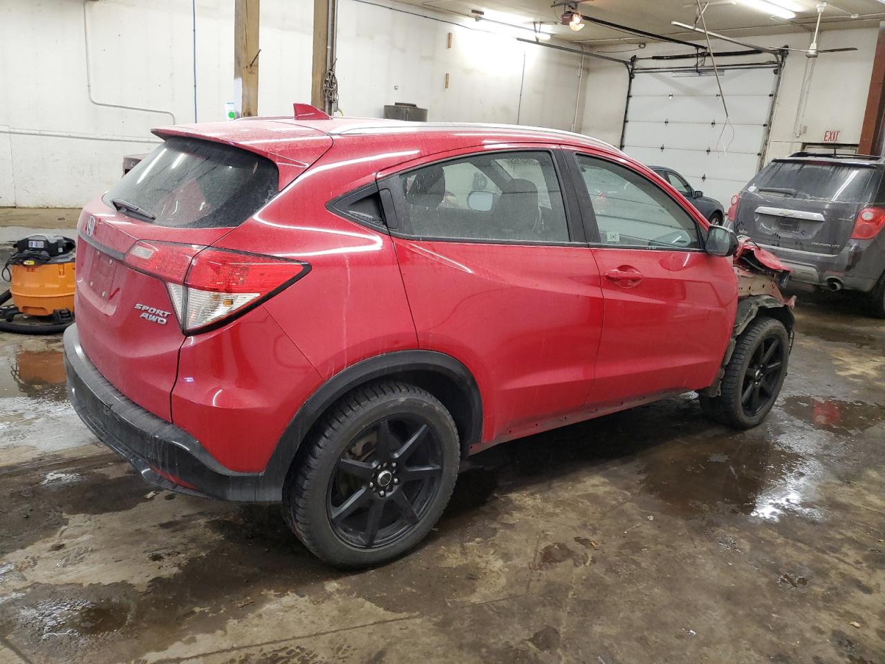2020 Honda HR-V VIN 3CZRU6H19LM713745 Copart auction photo, front end damage thumbnail 3